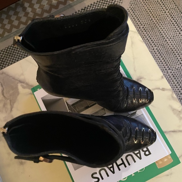 Sergio Rossi RUNWAY leather stiletto booties - Picture 6 of 10